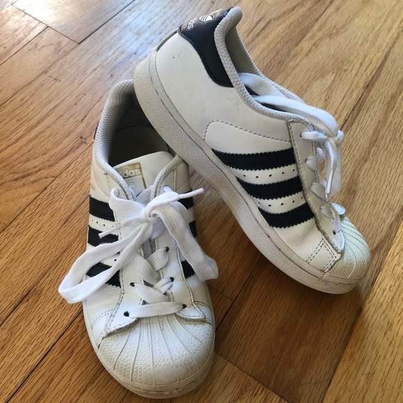 adidas superstar white navy